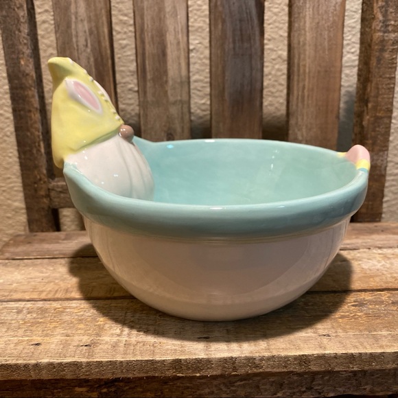 Easter Gnome Salt & Pepper Shaker Set & Easter Gnome Bowl Bundle, Easter Gnomes - Picture 5 of 16